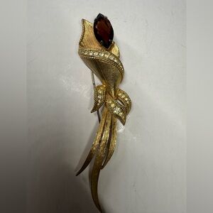 Sarah Coventry Vintage Brooch